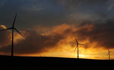 sunset wind night wind turbine TotalEnergies
